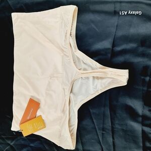 ❤️ NWT plus size 3x Cream Seamless High-Cut Panties Intimates